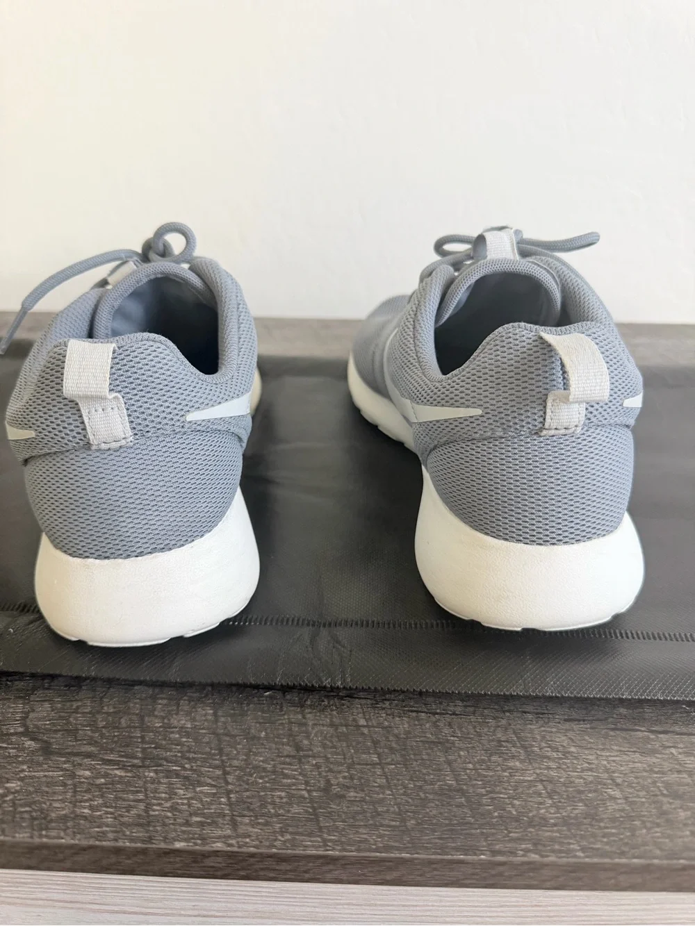 Nike Light Gray Mesh Sneakers with White Swoosh